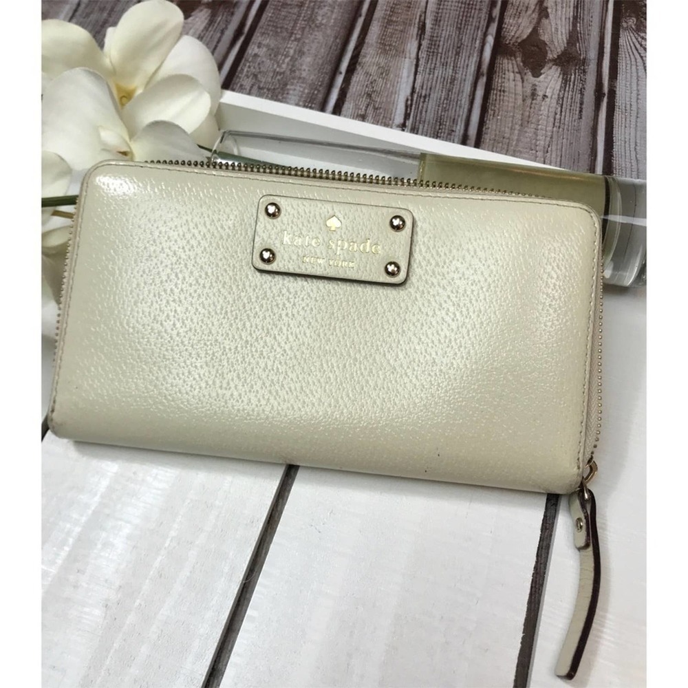 Kate Spade Leather Wallet